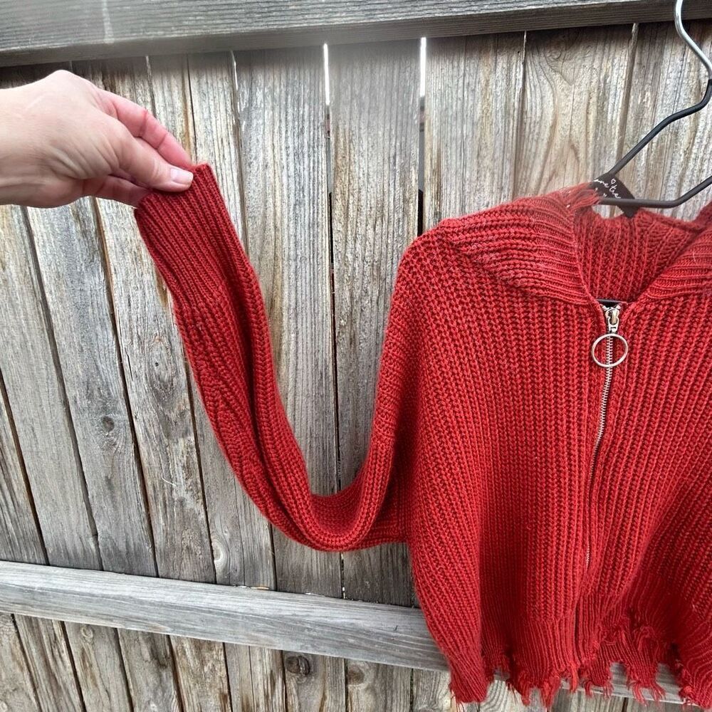 Love tree sweater hooded cropped size medium - Picture 3 of 8
